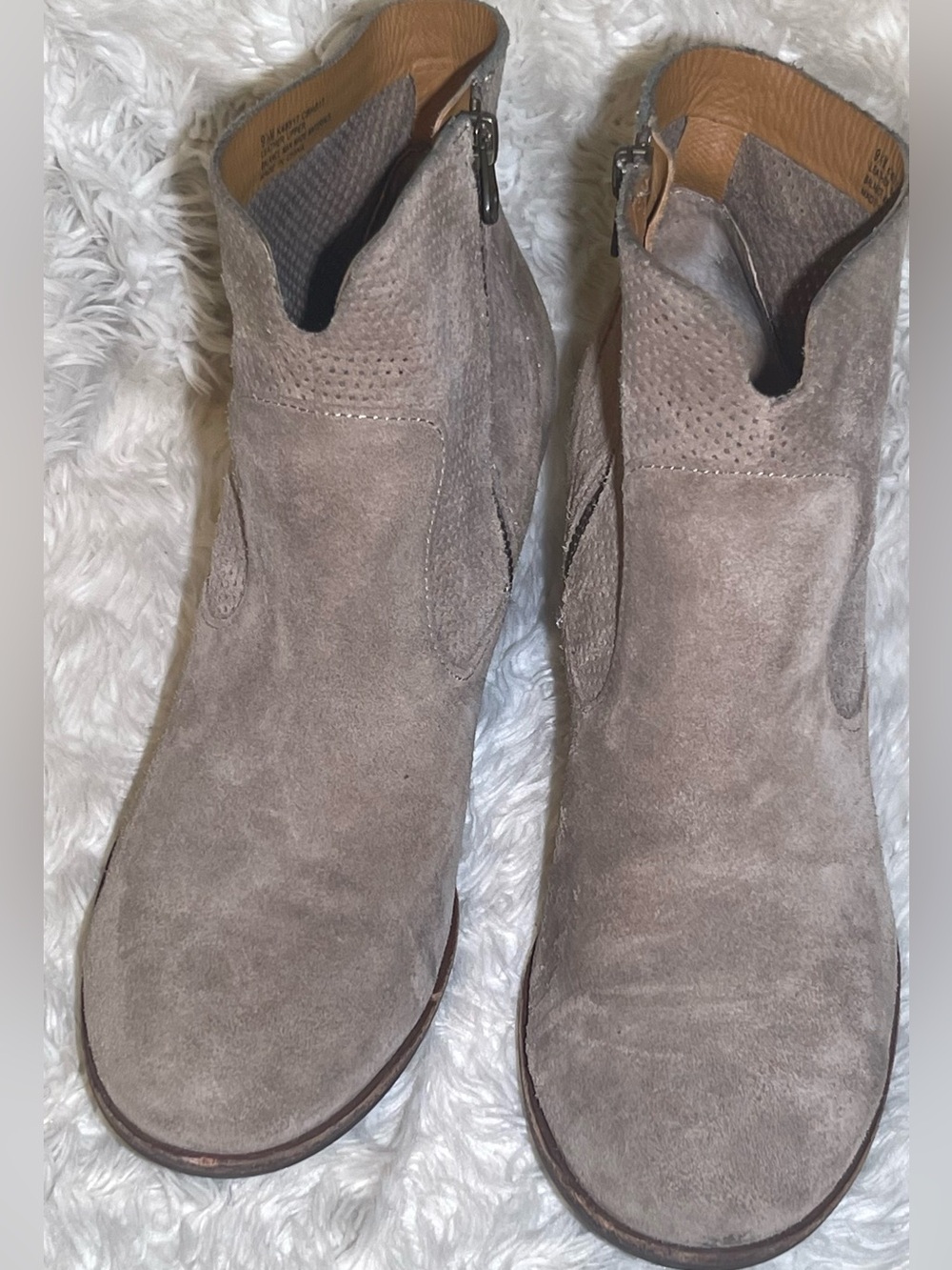 Kork- ease Sherrill Women's Taupe Suede Ankle Boots - Casual Slip-On size 9.5